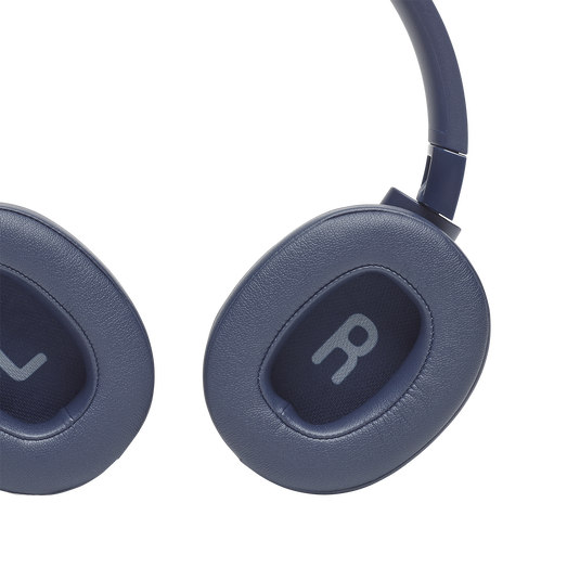 JBL TUNE 700BT - Blue - Wireless Over-Ear Headphones - Detailshot 6 image number null