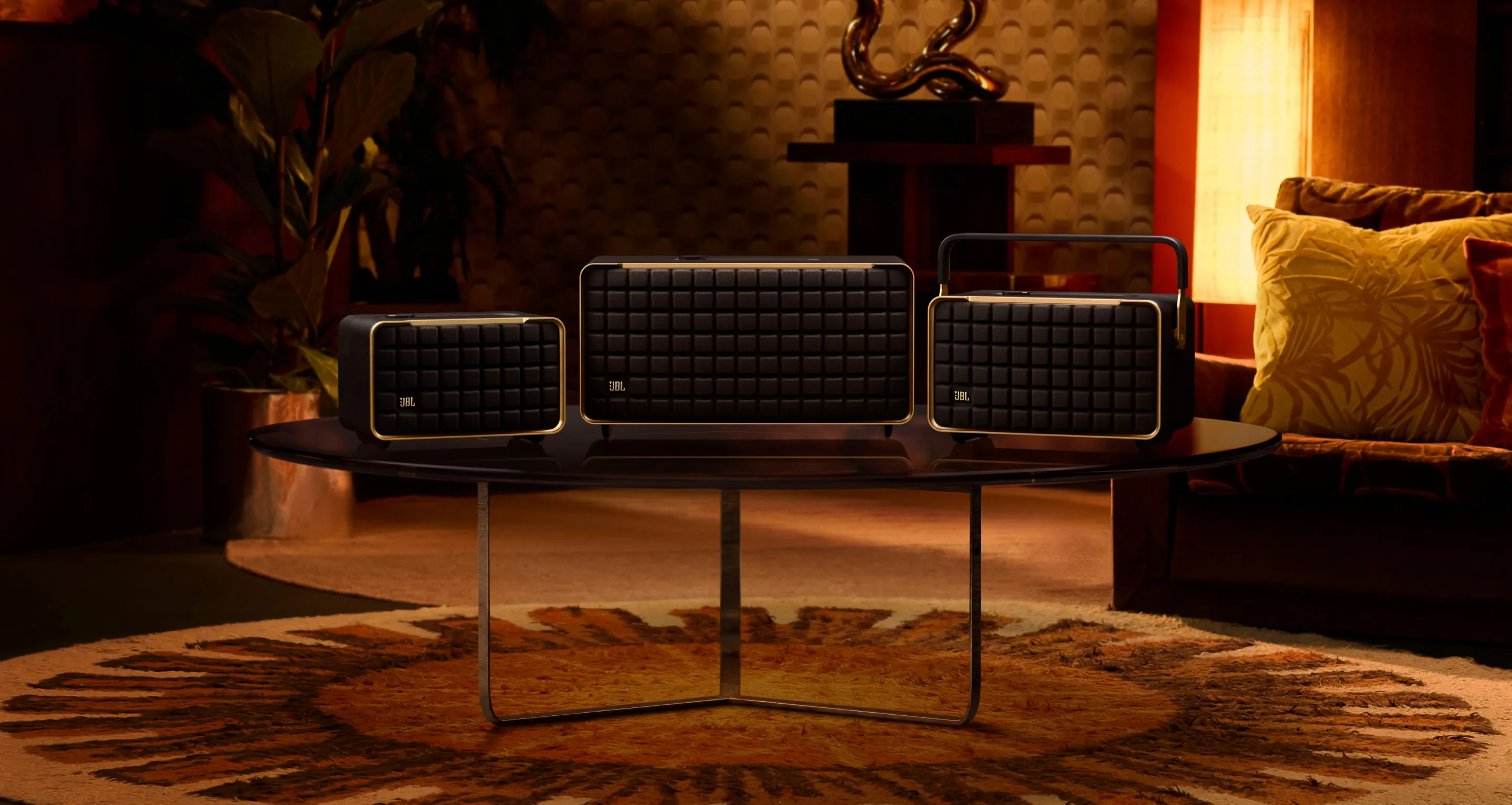 JBL Authentics - Authentic Sound